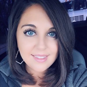 Meet your Posher, Mackenzie